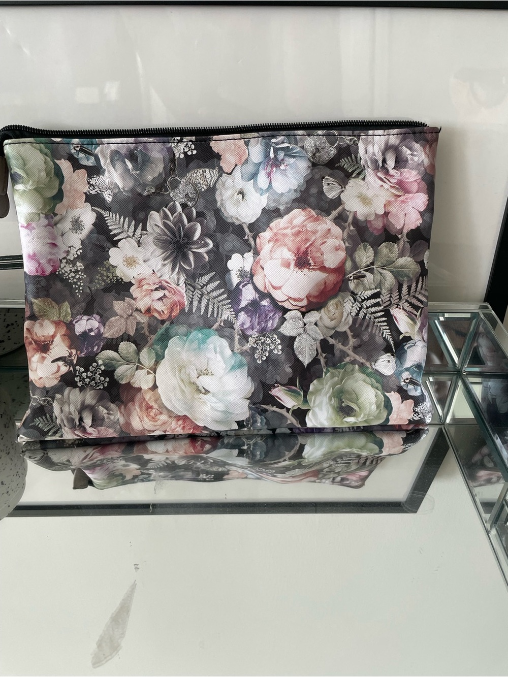 Steve Madden Beige and Black Patterned Cosmetic Pouch